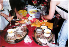 ����չ��